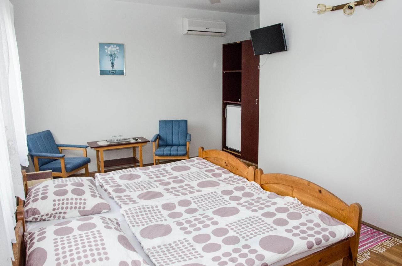 BadacsonyörsPigal Panzio住宿加早餐旅馆 外观 照片